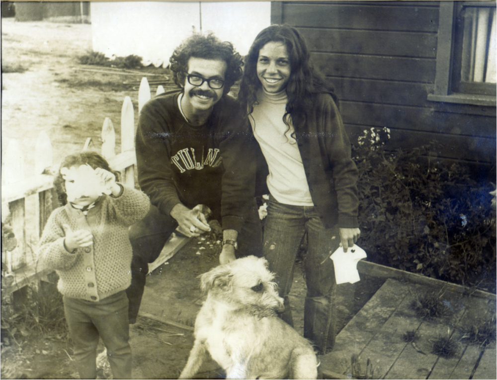 Armand Kuris with his wife, daughter and dog around the time of his Pacific coast expedition.